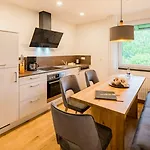 Hotel Hofgut Tiergarten 3*