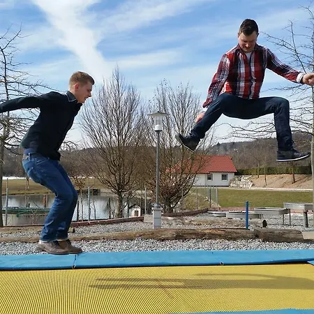 מלון Hofgut Tiergarten אאולנדורף