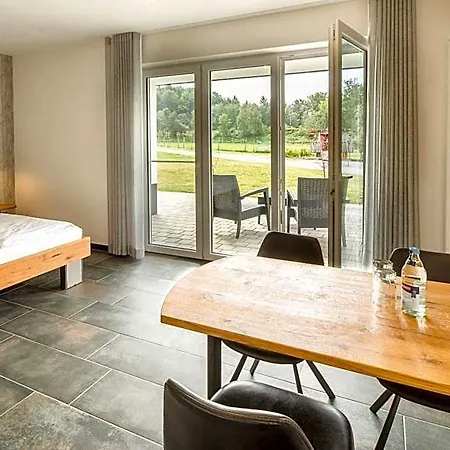 Hofgut Tiergarten 3*