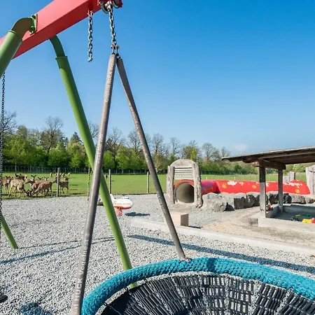 מלון Hofgut Tiergarten 3*