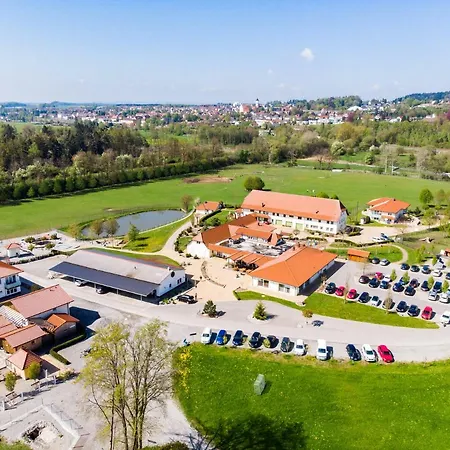 Hofgut Tiergarten 3*